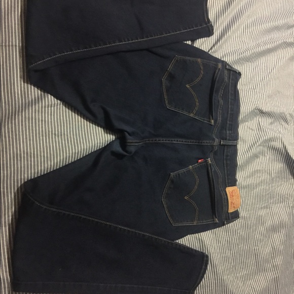 LEVI’S - Picture 5 of 5